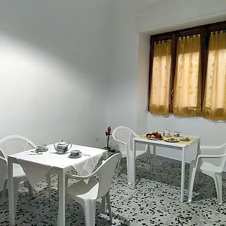 לינה וארוחת בוקר 24 Maggio קרלופורטה