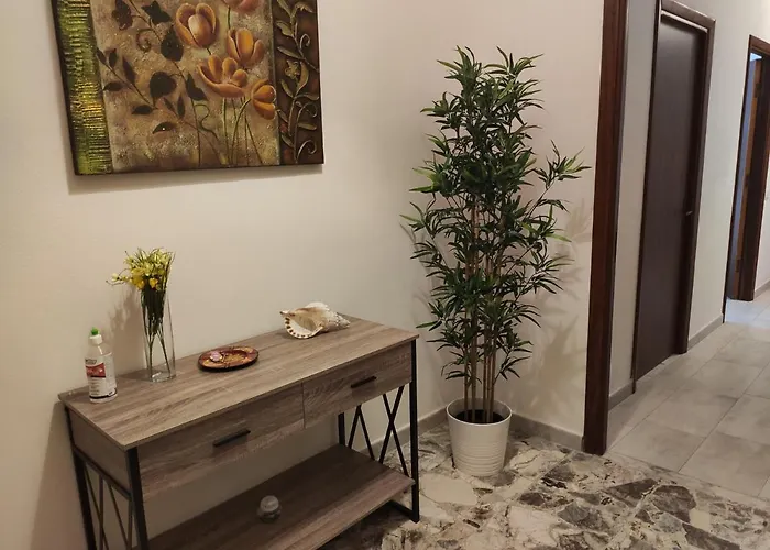 24 Maggio 4* Carloforte (Isola di San Pietro)